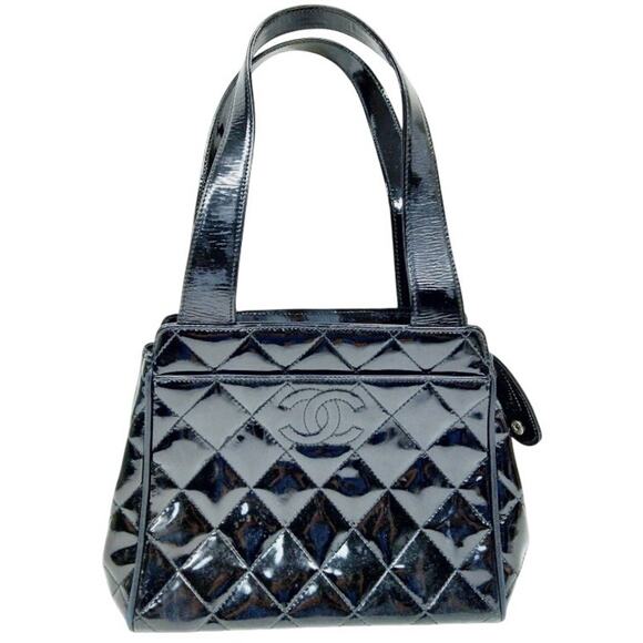 CHANEL Handbags - 💎✨AUTHENTIC✨💎CHANEL Handbag Black
